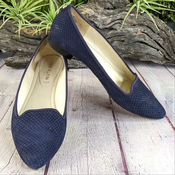 Anne Klein Akoni Snakeskin Pointed Toe Flats - Picture 1 of 9